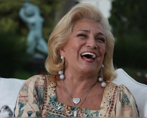 Herança de Hebe Camargo vira mistério com leilão de mansão abandonada - Imagem