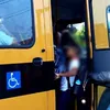Superlotação no transporte de alunos PCD em Catu causa evasão escolar - Imagem