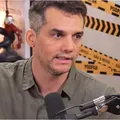 Ator da Netflix pode virar rival de Wagner Moura no Emmy imagem