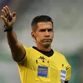 Bruno Arleu de Araújo: veja outras decisões polêmicas do árbitro que apitou jogo do Bahia imagem