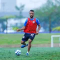Jogadores do Bahia ficam na bronca com arbitragem: "Decidiu a partida" imagem