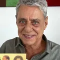 Médico faz alerta após caso de Chico Buarque: “Afeta memória” imagem