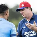 Ponta ou 9? Ceni justifica uso de Lucho como centroavante no Bahia imagem