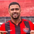Saídas: Wellington Rato e mais dois puxam lista de dispensa do Vitória imagem