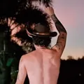 Sertanejo famoso termina noivado pelo celular e bloqueia ex imagem