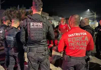 Agentes da Força Nacional Penal desembarcam na Bahia