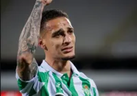 Antony se despede do Betis com emoção e futuro indefinido imagem