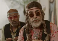 De Arembepe ao streaming: minissérie baiana homenageia legado hippie imagem