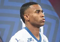 Jean Lucas esbraveja após pênalti em Grêmio x Bahia: "Tá de sacanagem" imagem