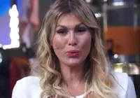 Lívia Andrade passa por momentos de pânico em avião: “Orações”