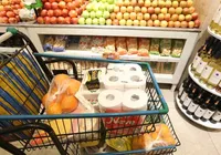 Redes de supermercados encerram lojas em meio a crise global imagem