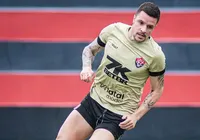 Renato Kayzer desfalca o Vitória na Copa Sul-Americana; saiba motivo imagem