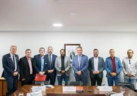 Rui Costa anuncia construção de nova ponte do rio Jequitinhonha