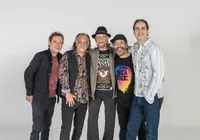 The Fevers celebram 60 anos com show especial na Pupileira