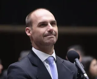 Eduardo Bolsonaro quer evitar candidaturas de Michelle e Tarcísio