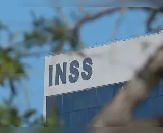 INSS segue sem plano de ressarcimento um mês após fraude vir à tona
