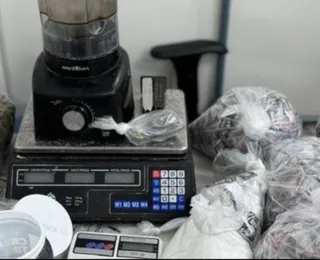 PM desarticula laboratório de drogas em Pernambués e apreende drogas