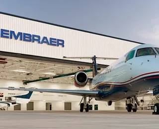 Tarifas de Trump impactam Embraer e causam cortes de voos nos EUA