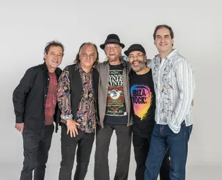The Fevers celebram 60 anos com show especial na Pupileira