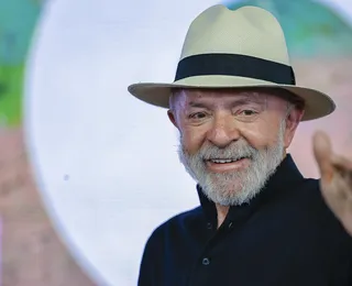 “Tudo tem controle, menos os aplicativos”, diz Lula