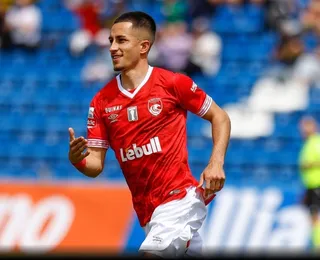 Vitória faz proposta por meio-campista português - Imagem