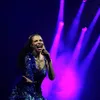 Com performance imponente, Vanessa da Mata lota Concha Acústica - Imagem