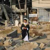 Massacre em Gaza: ataque israelense deixa 36 mortos perto de centro de ajuda - Imagem