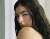Cantora famosa usa foto da genitália em capa de álbum - Imagem