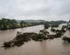 Enchente no Texas: buscas continuam em cenário devastador - Imagem