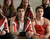 Nova febre na Netflix: esta é a série de apenas 8 episódios que todo mundo está maratonando - Imagem