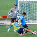 Ainda sem dupla, Bahia intensifica treino técnico e tático imagem
