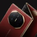 Celular de três telas? Entenda tudo do Huawei Mate XT imagem