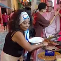 Dadá resolve inovar e leva quitutes para as ruas do Pelô no São João imagem