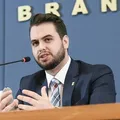 Ex-assessor de Bolsonaro troca defesa em ação que investiga golpe imagem