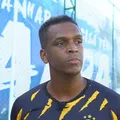 Ex-atacante da Seleção Brasileira é preso em São Paulo; saiba motivo imagem