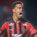 Fora dos planos, atacante do Vitória pode ir para time da Série B imagem