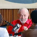 Lula sinaliza candidatura em 2026 e desafia direita; veja imagem