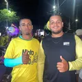 Mototaxistas conciliam trabalho e diversão no São João em Paripe imagem
