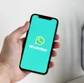 Novo WhatsApp vai usar IA para resumir grupos lotados de mensagem imagem