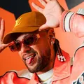 Personagem de Vale Tudo é comparado a Neymar ao trair grávida imagem