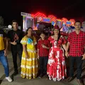 Show de Leonardo atrai famílias ciganas em Salvador imagem