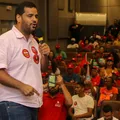 Tássio Brito promete campanha sem ataques no PT Bahia imagem