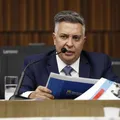 Tensão em Israel: prefeito brasileiro foge para bunker imagem
