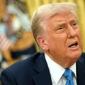 Trump diz que EUA tem planos de se reunir com o Irã na próxima semana imagem