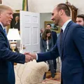 Trump escolhe Eduardo Bolsonaro como 'nome dos sonhos' contra Lula imagem