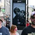 Turnê histórica do Oasis começa com estádio lotado e fãs em êxtase imagem