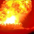 Vídeo: foguete da empresa de Elon Musk explode durante teste imagem