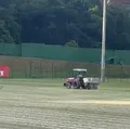 Vitória realiza manutenção nos gramados do Barradão e da Toca do Leão imagem