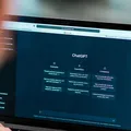 Você usa ChatGPT? Estudo aponta que escrever com plataforma faz mal imagem