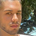 Zé Felipe vaiado na Bahia: descubra quanto o cantor cobra por show imagem
